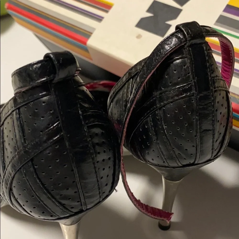 Naona nib black